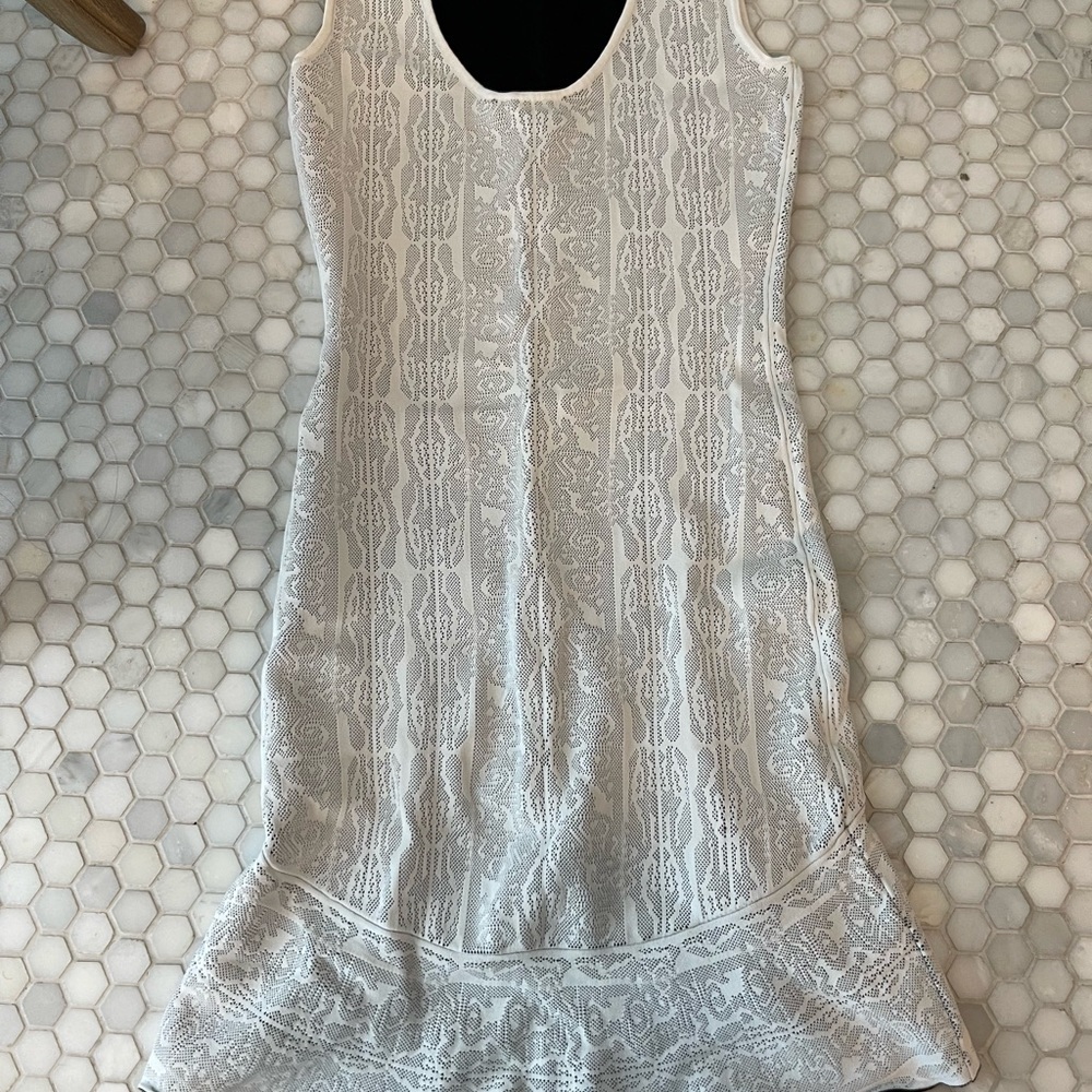 BCBG MAXAZRIA Bandage Dress size S - Picture 2 of 3